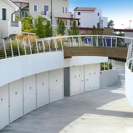 Villaggio A Mare, Lido Altanea *